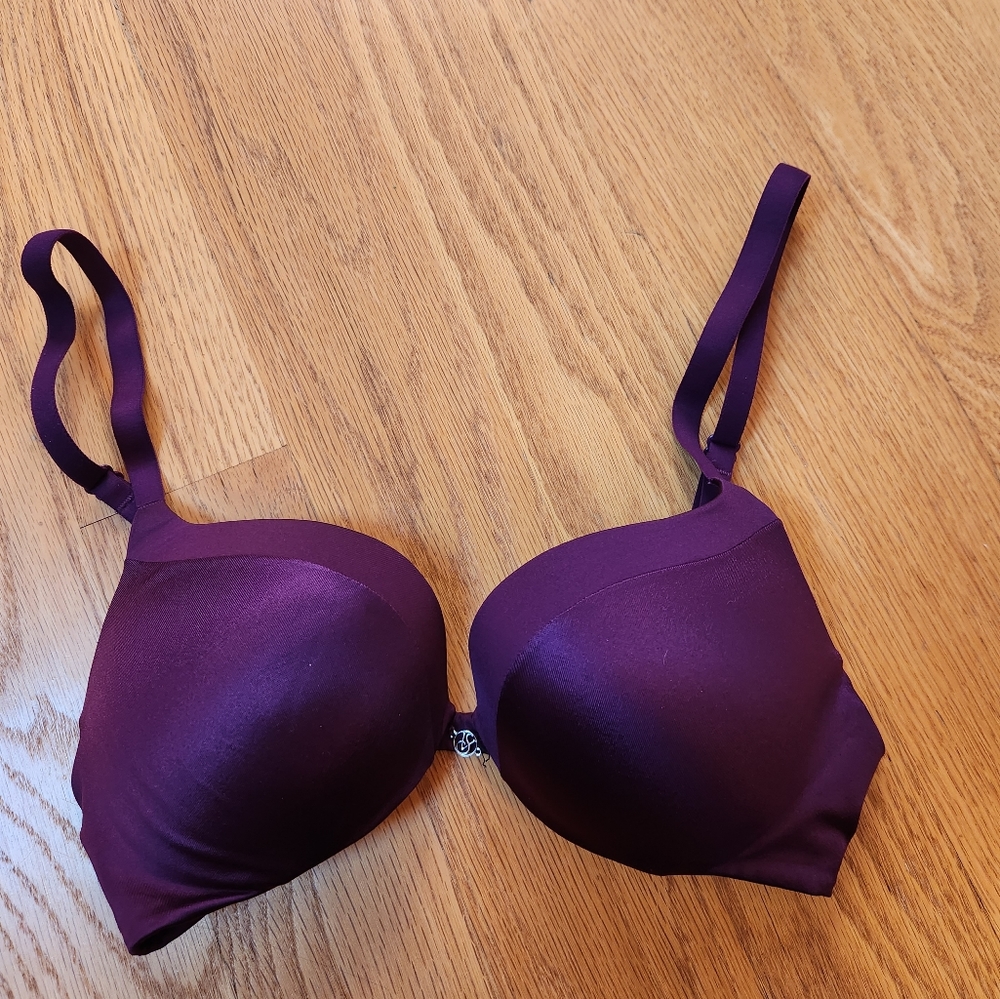 32a Victoria secret pushup bra, purple